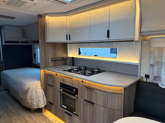 KABE Royal 630 TDL KS E2 4 of 11