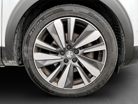 Peugeot 3008 14 of 15