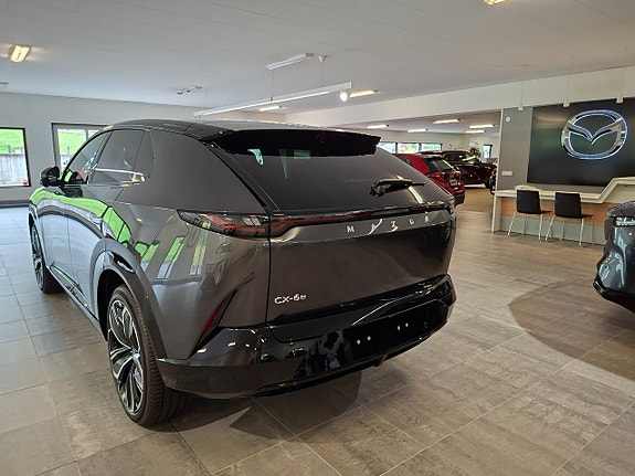 Mazda CX-6e 7 of 22