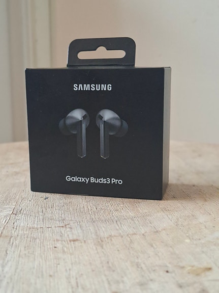 Product image 1 of 3