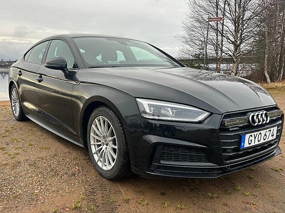 Audi A5 3 of 9
