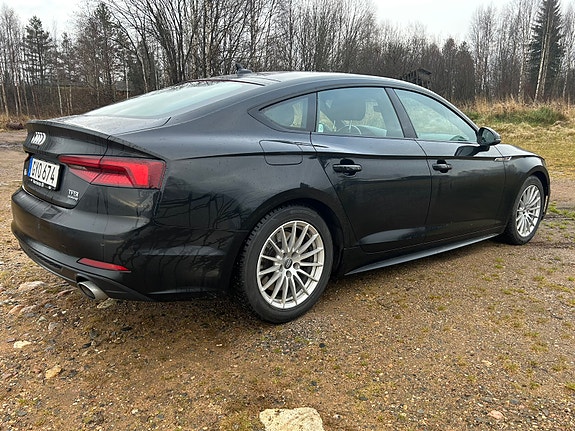 Audi A5 4 of 9
