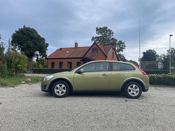Volvo C30 3 of 19