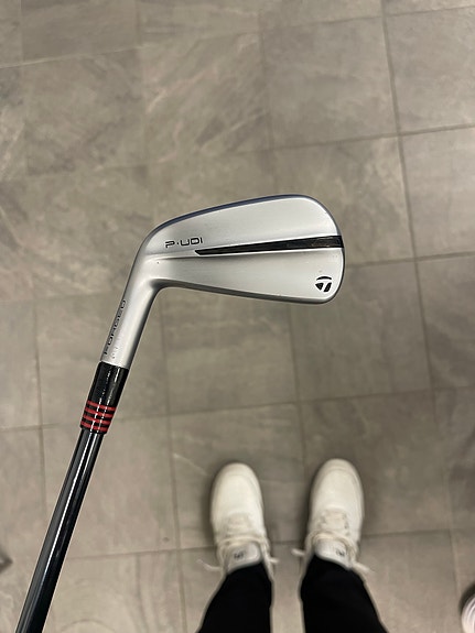 TaylorMade P•UDI järn 2 lh