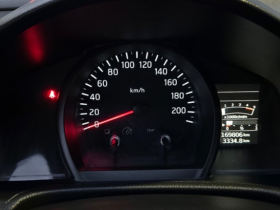 Nissan NV200 18 of 26