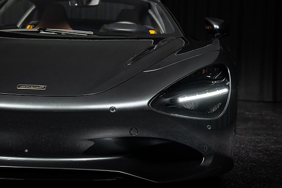 McLaren 750S 14 of 30