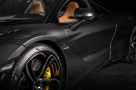 McLaren 750S 15 of 30