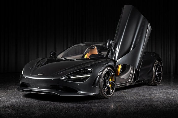 McLaren 750S 2 of 30