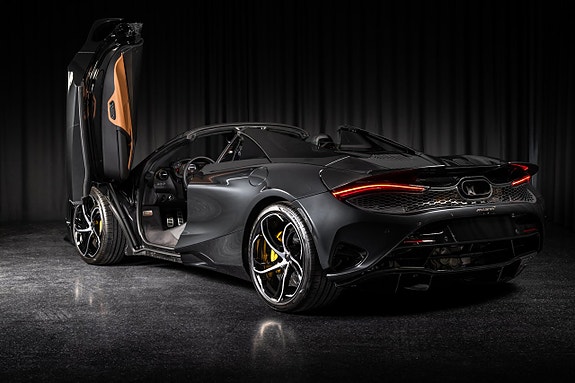 McLaren 750S 4 of 30