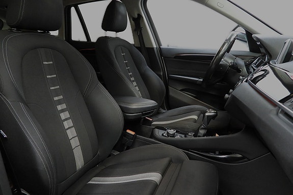 BMW X1 20 of 26