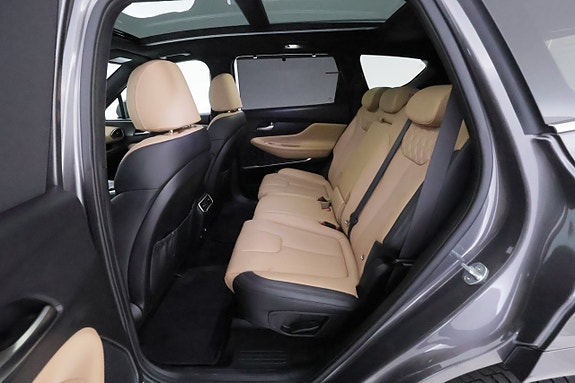 Hyundai Santa Fe 13 of 30