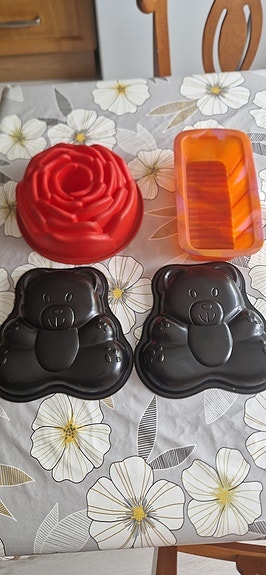 Product image 1 of 3