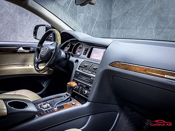 Audi Q7 13 of 30