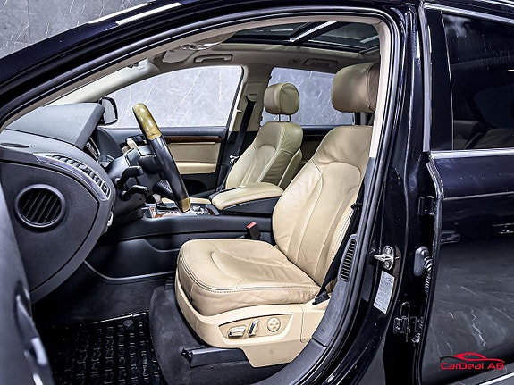 Audi Q7 10 of 30