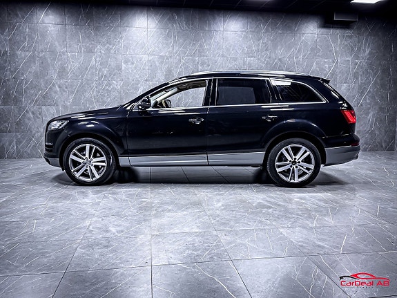 Audi Q7 4 of 30