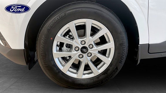 Ford Courier 9 of 12