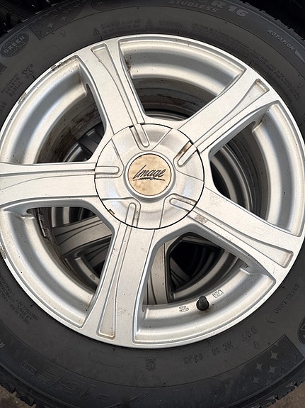 Product image 1 of 2