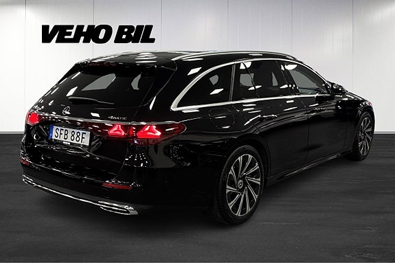 Mercedes-Benz E300 de 3 of 29