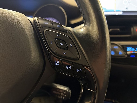 Toyota C-HR 20 of 21