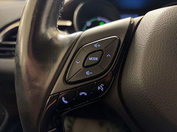 Toyota C-HR 21 of 21