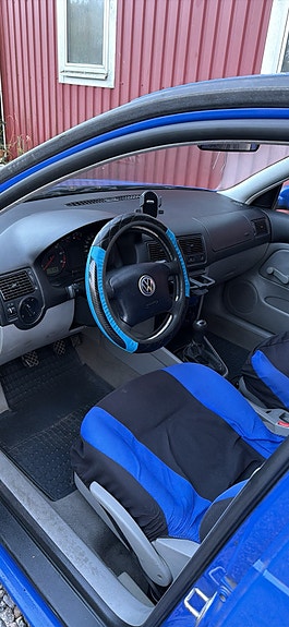 Volkswagen Golf IV 6 of 6