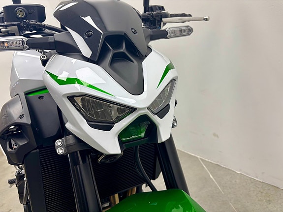 Kawasaki Z900 Hemma i butik 7 of 9