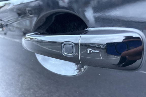 Volvo XC60 18 of 30