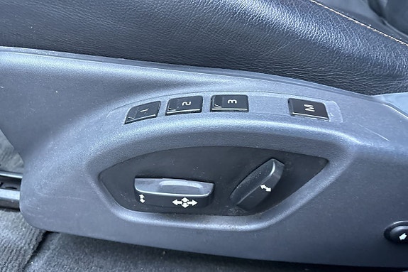 Volvo XC60 19 of 30