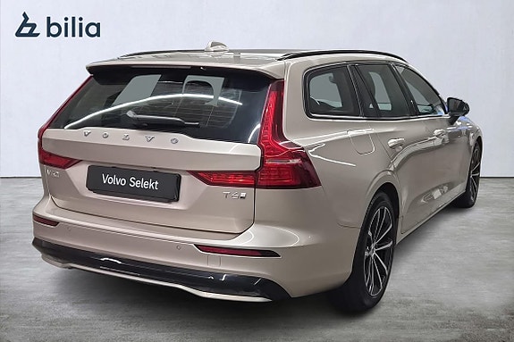 Volvo V60 10 of 23