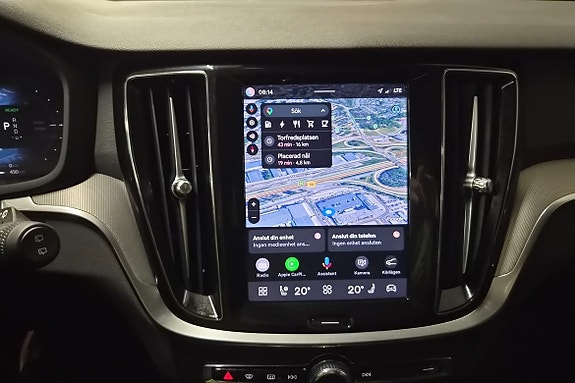 Volvo V60 14 of 23