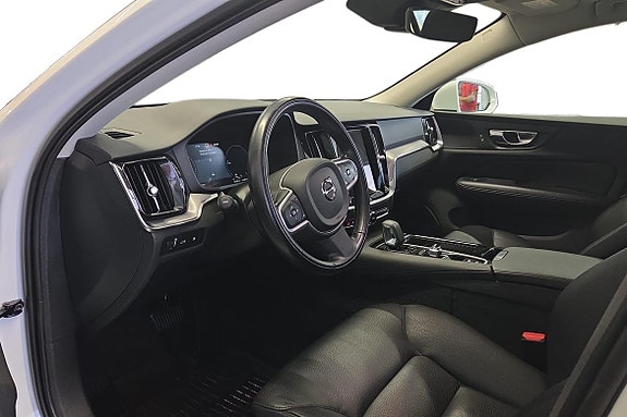 Volvo V60 13 of 22