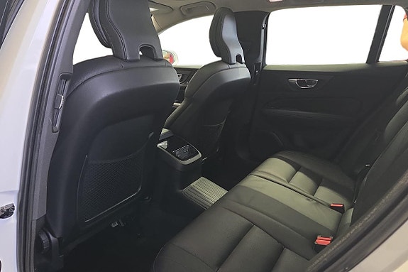 Volvo V60 19 of 22