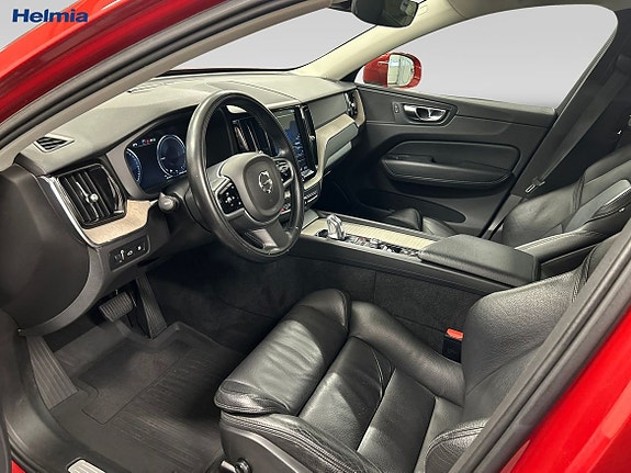 Volvo XC60 9 of 11