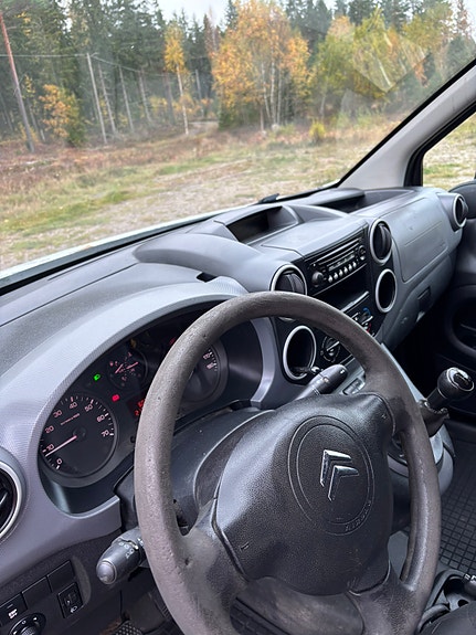 Citroen Berlingo 8 of 9