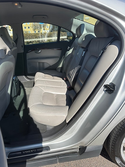 Volvo S80 8 of 8