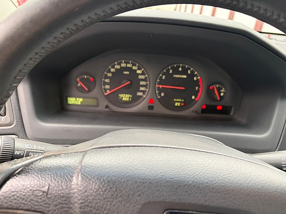 Övriga V70 T5 250HK 2002, 40 000 mil, 10 000 kr 10 of 12