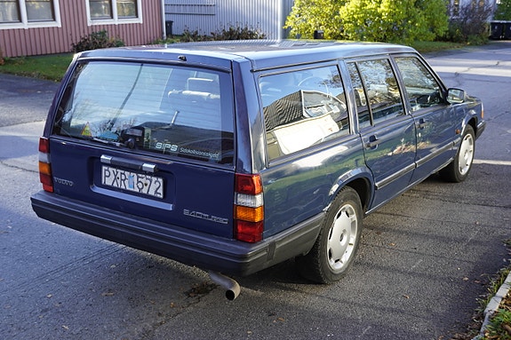Volvo 940 2 of 2