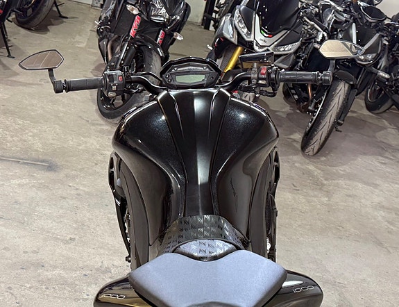 Kawasaki Z1000 Akrapovic.  0kr insats 9 of 11