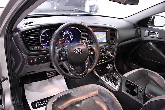 Kia Optima 8 of 30
