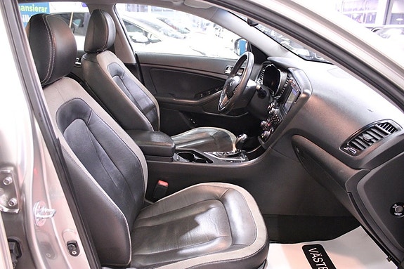 Kia Optima 15 of 30