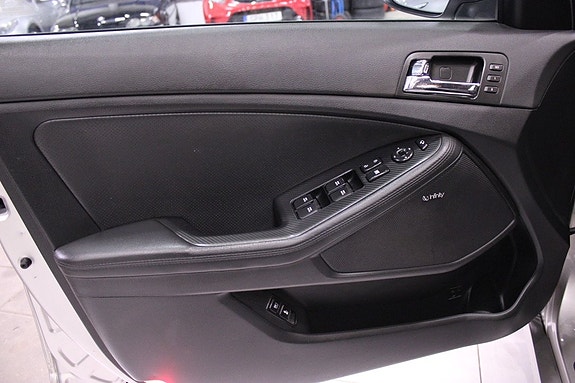 Kia Optima 30 of 30