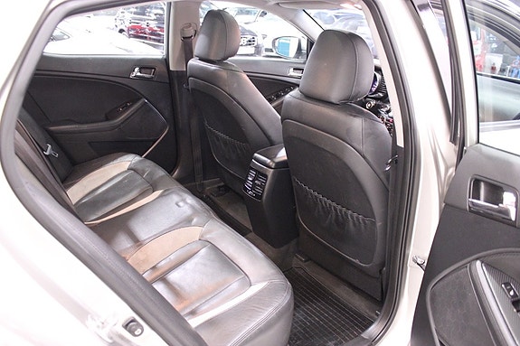 Kia Optima 17 of 30