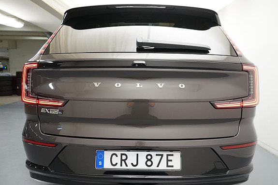 Volvo EX90 21 of 24