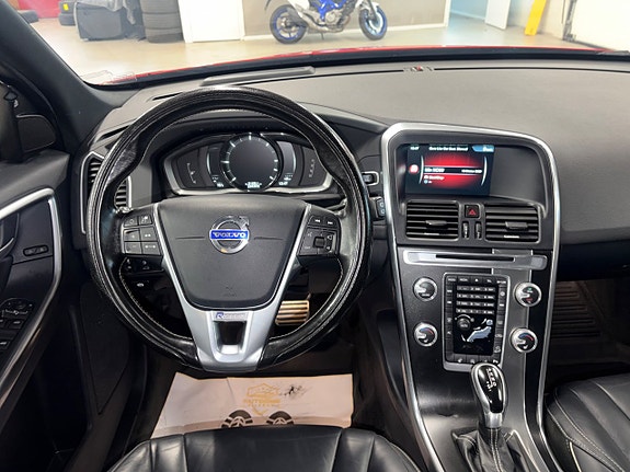 Volvo XC60 4 of 11
