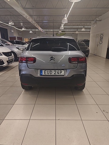 Citroen C4 Cactus 8 of 14