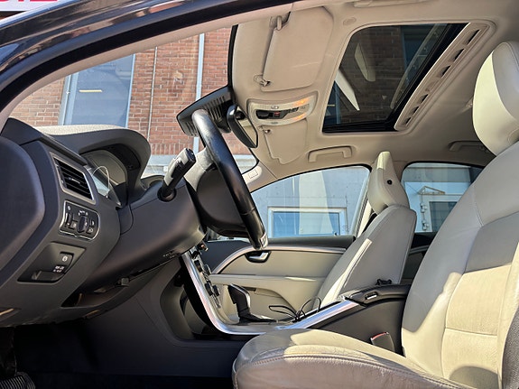 Volvo S80 4 of 7