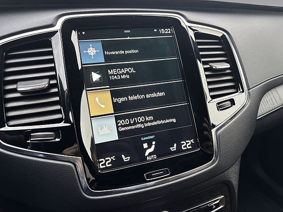Volvo XC90 17 of 20