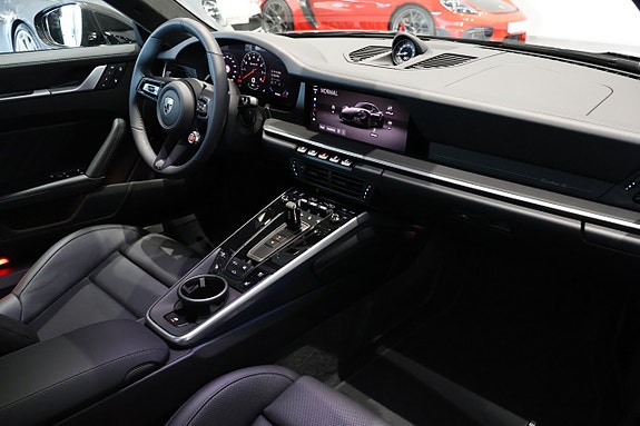 Porsche 911 Turbo S 9 of 11