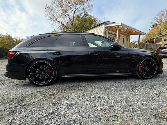 Audi RS4 7 of 13