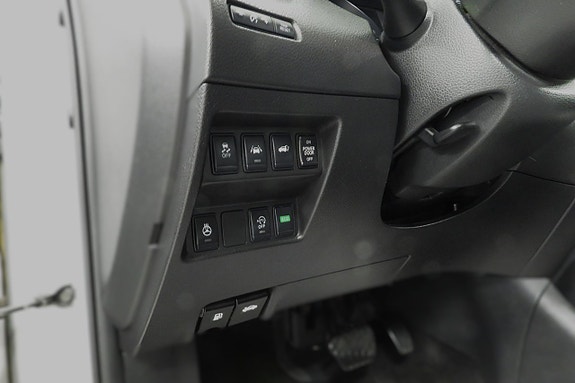 Nissan X-Trail 12 of 26